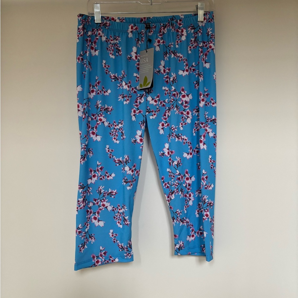 Floral Blue Capris
